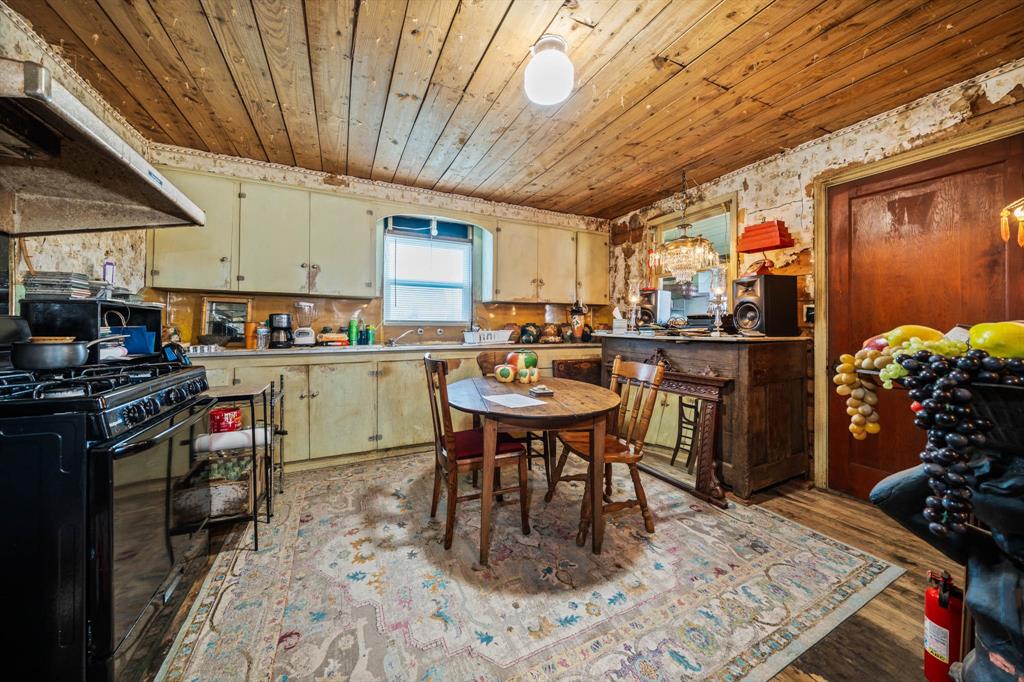 304 1st Street Abbott, TX 76621 - Photo 14 of 22