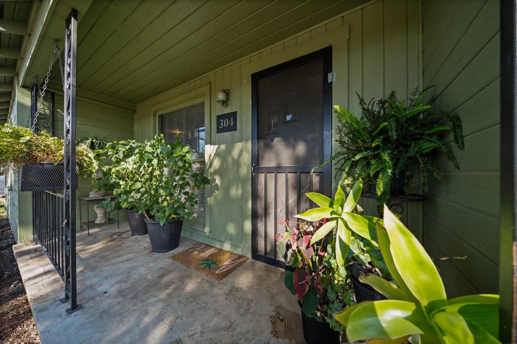 304 1st Street Abbott, TX 76621 - Photo 3 of 22