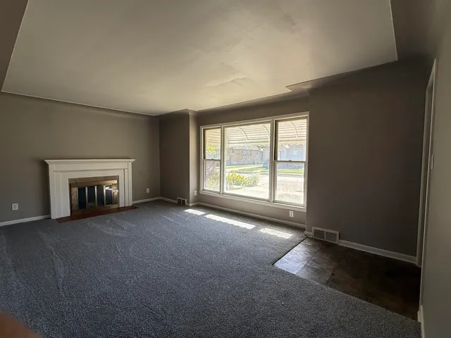 $175,000 | 15305 Evergreen Avenue, Eastpointe, MI 48021