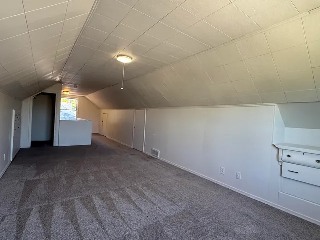 $175,000 | 15305 Evergreen Avenue, Eastpointe, MI 48021