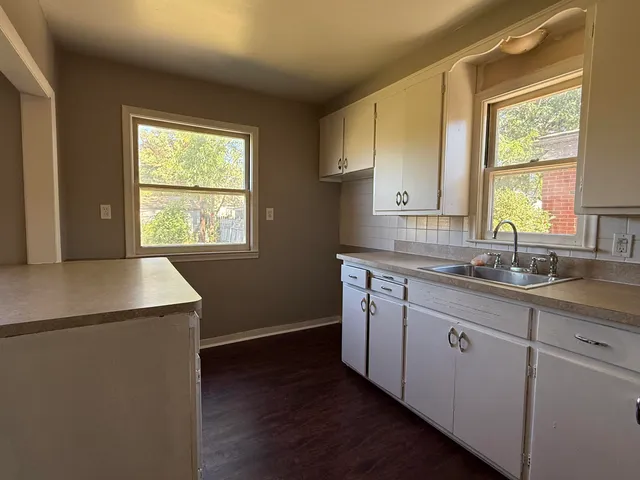 $175,000 | 15305 Evergreen Avenue, Eastpointe, MI 48021