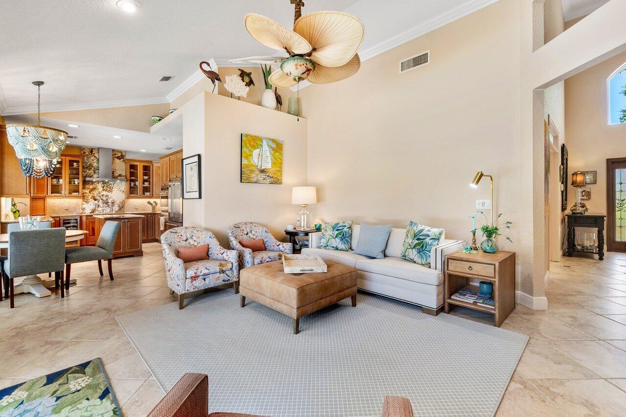 2680 Devon Court Delray Beach, FL 33445 - Photo 13 of 32 Totally connected living space
