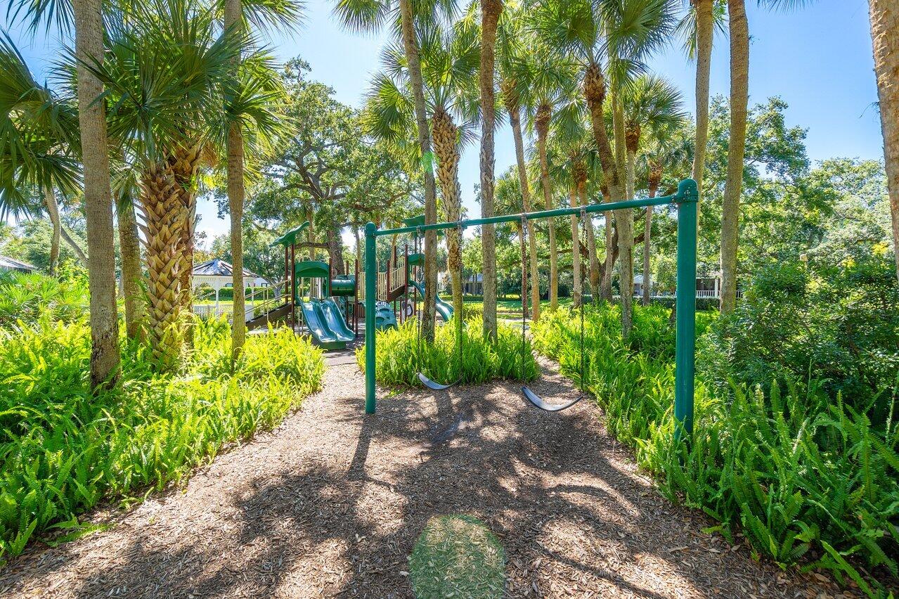 2680 Devon Court Delray Beach, FL 33445 - Photo 30 of 32 Tot lot