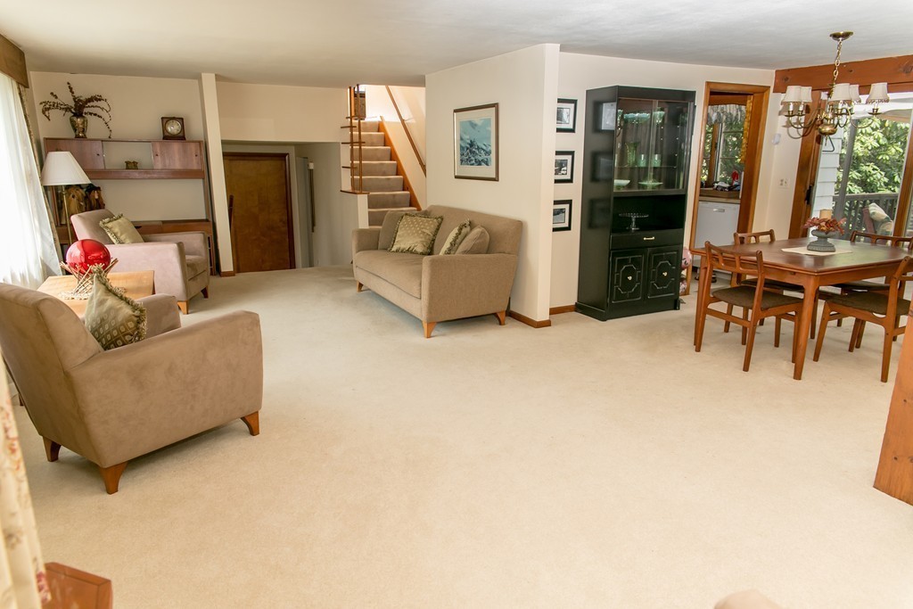 14 Evergreen Road Northampton, MA 01053 - Photo 11 of 26 Gallery Image 11