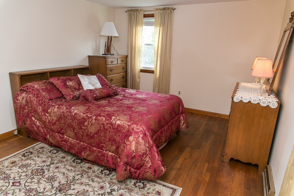 14 Evergreen Road Northampton, MA 01053 - Photo 18 of 26 Gallery Image 18