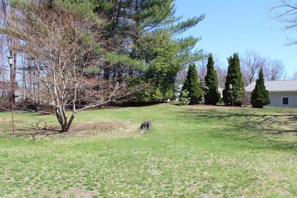 14 Evergreen Road Northampton, MA 01053 - Photo 26 of 26 Gallery Image 26