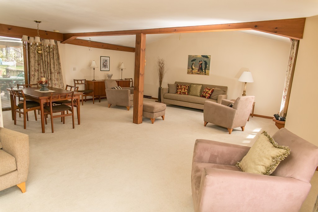 14 Evergreen Road Northampton, MA 01053 - Photo 10 of 26 Gallery Image 10