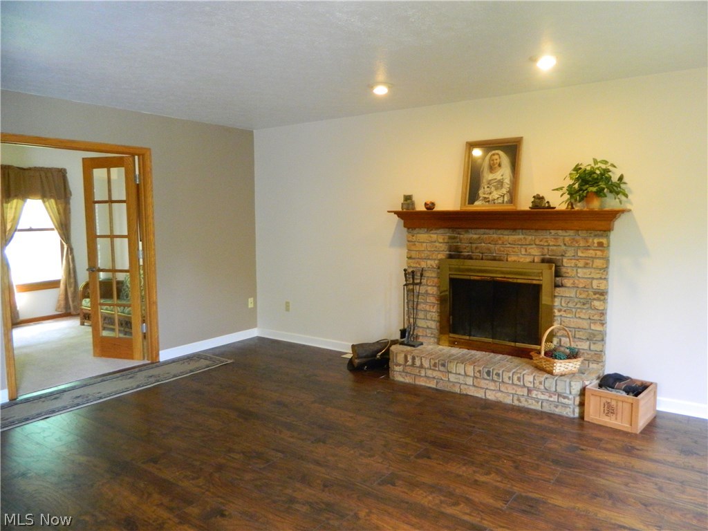 4693 Young Road Stow, OH 44224 - Photo 2 of 23