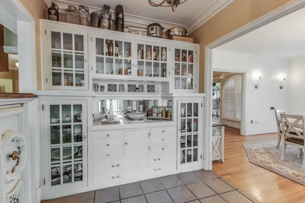 $620,000 | 1064 North Poplar Avenue, Fresno, CA 93728