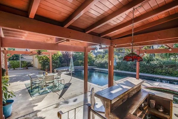 $620,000 | 1064 North Poplar Avenue, Fresno, CA 93728