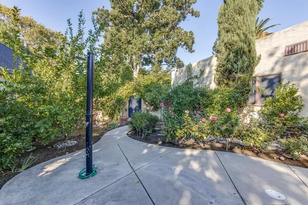 $620,000 | 1064 North Poplar Avenue, Fresno, CA 93728