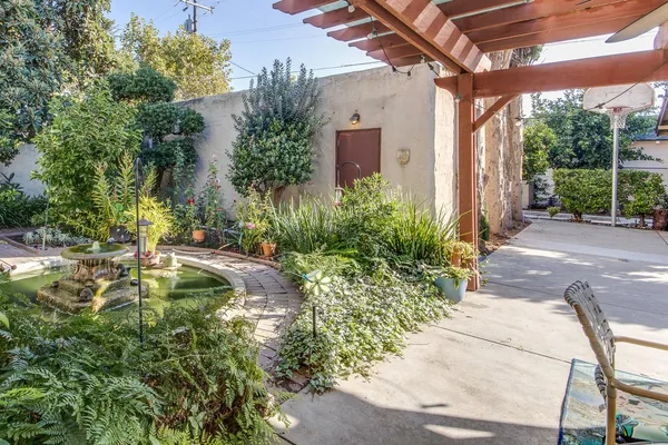 $620,000 | 1064 North Poplar Avenue, Fresno, CA 93728
