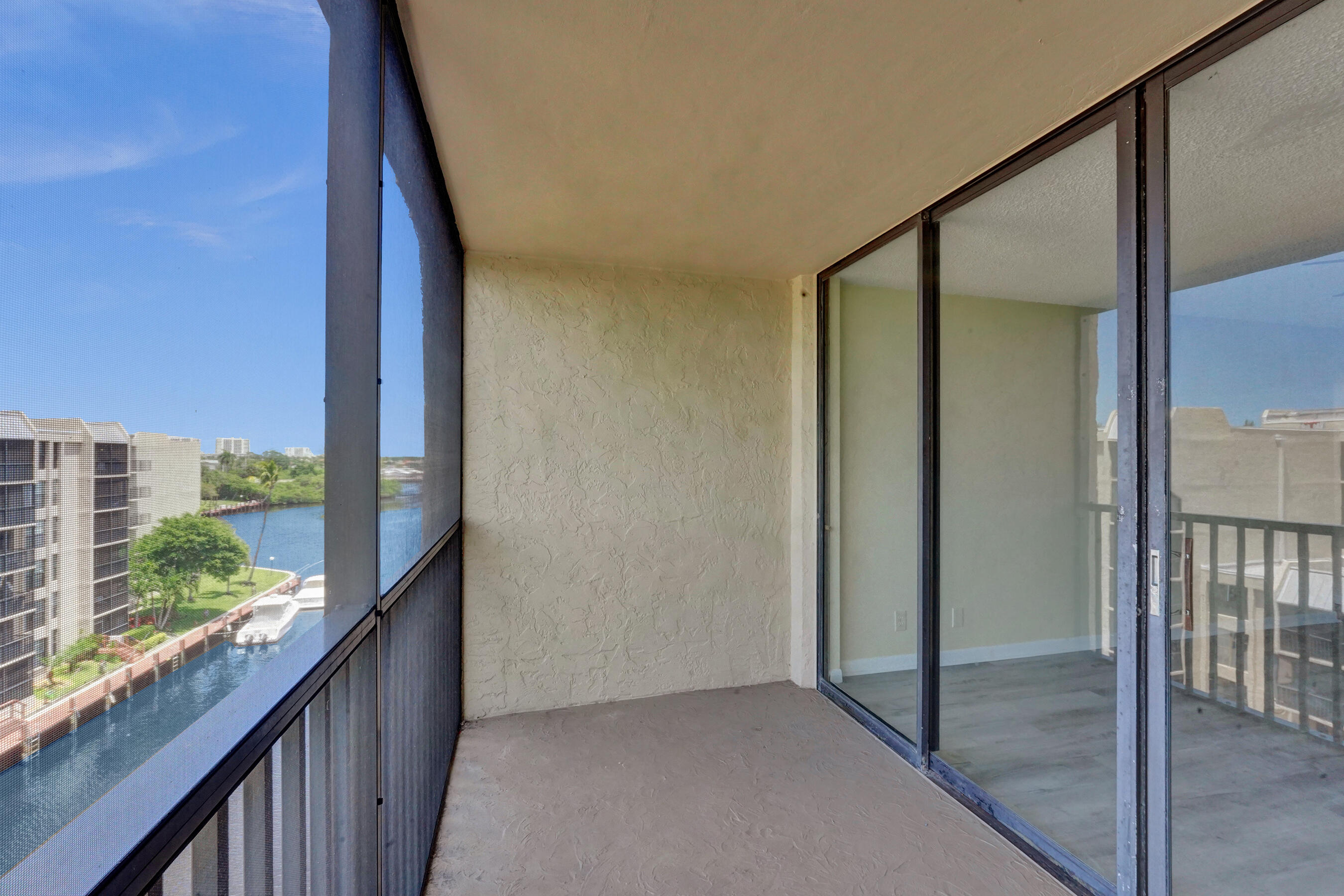 12 Royal Palm Way, Unit 6020 Boca Raton, FL 33432 - Photo 18 of 69 DSC08541