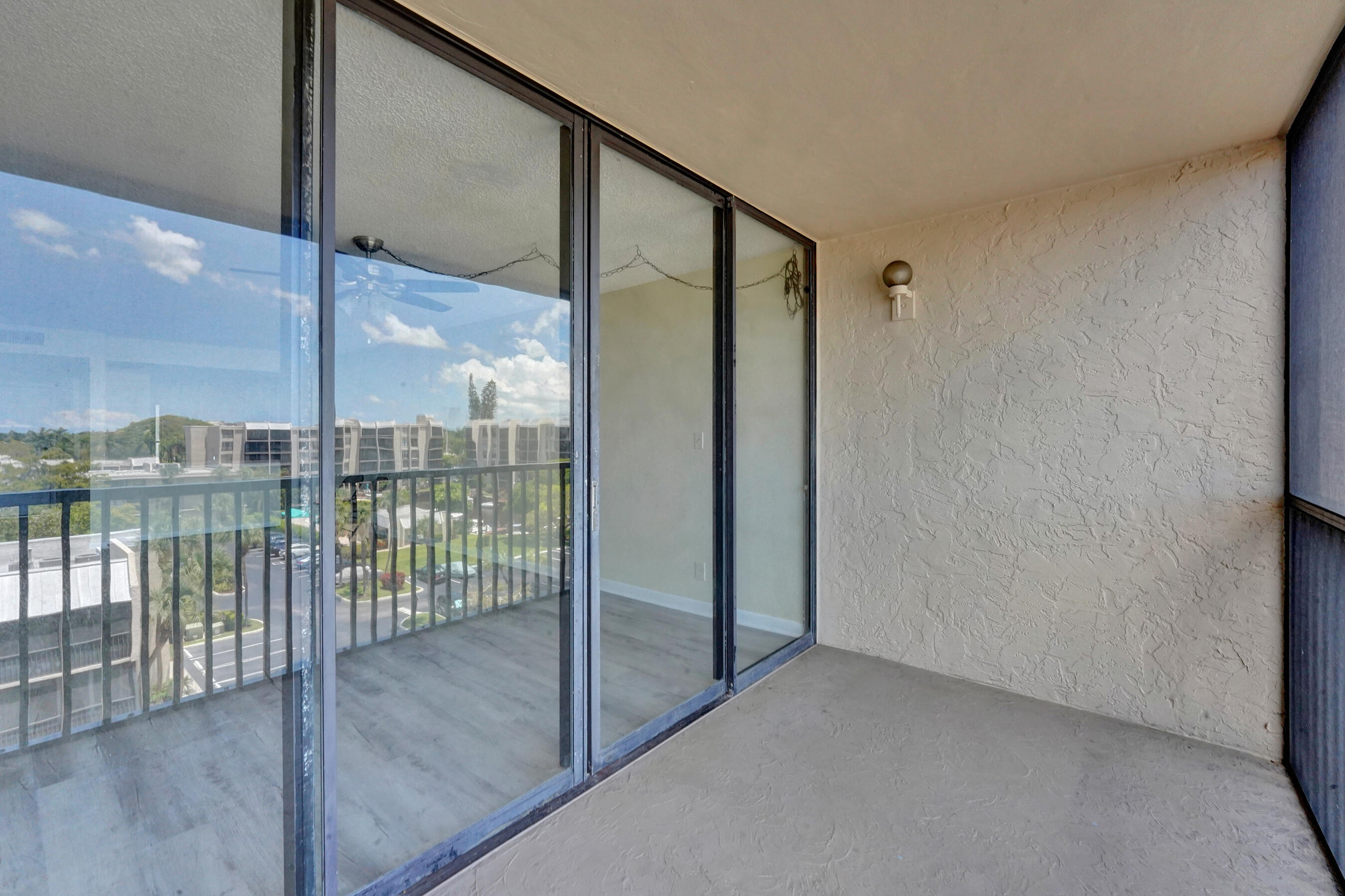 12 Royal Palm Way, Unit 6020 Boca Raton, FL 33432 - Photo 20 of 69 DSC08544