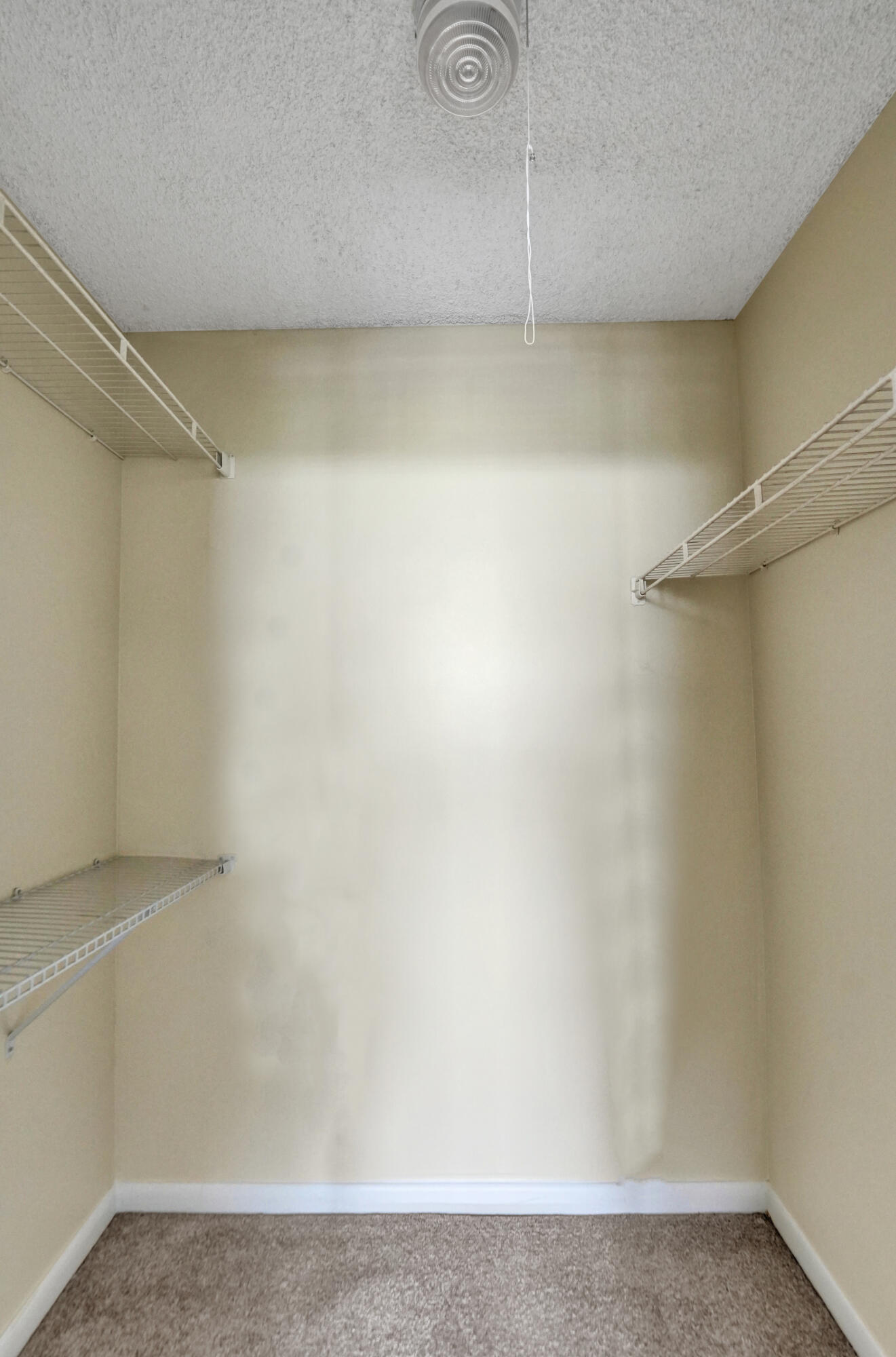 12 Royal Palm Way, Unit 6020 Boca Raton, FL 33432 - Photo 25 of 69 a view of a room with shelf