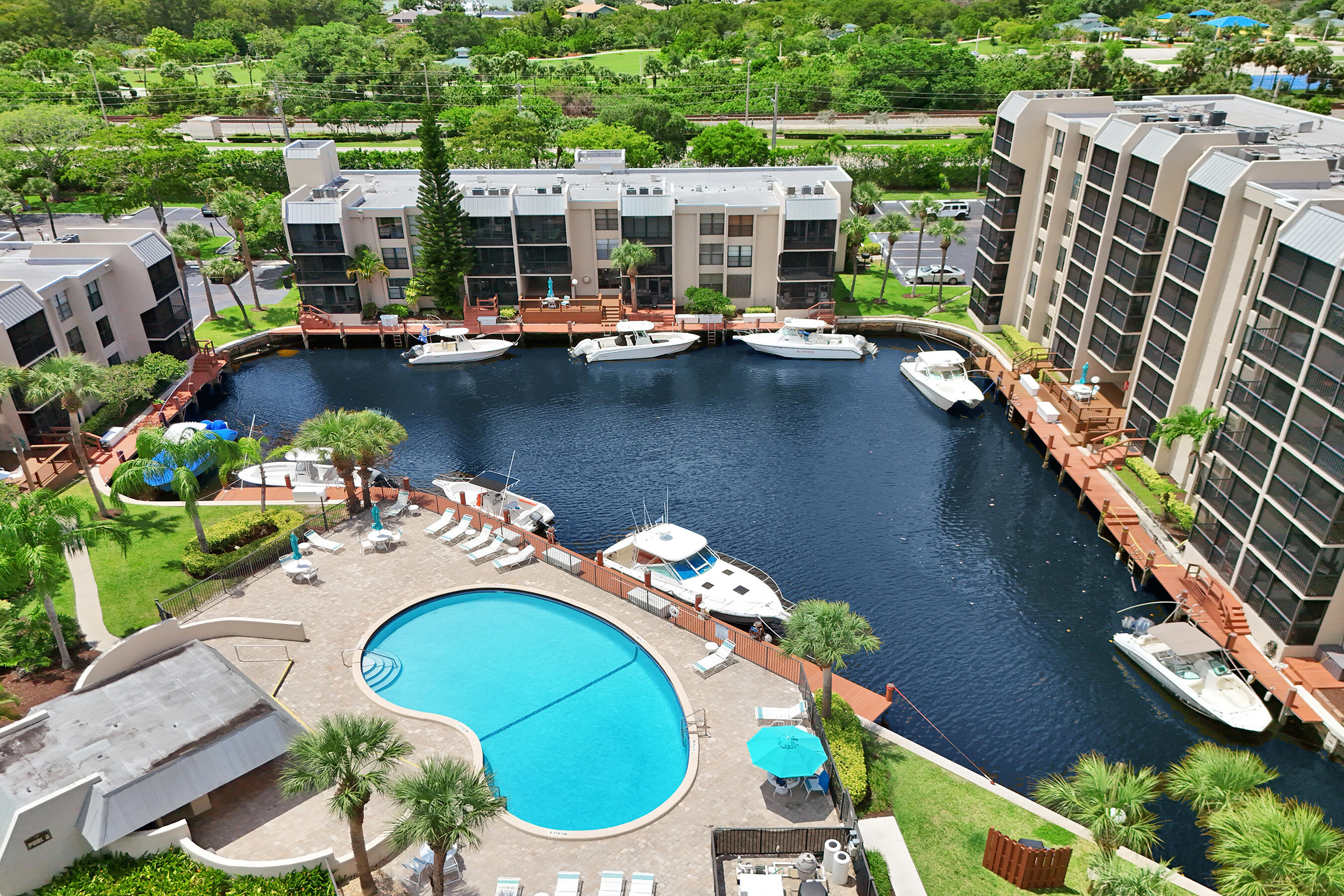 12 Royal Palm Way, Unit 6020 Boca Raton, FL 33432 - Photo 28 of 69 an aerial view of a house with swimming pool and outdoor seating