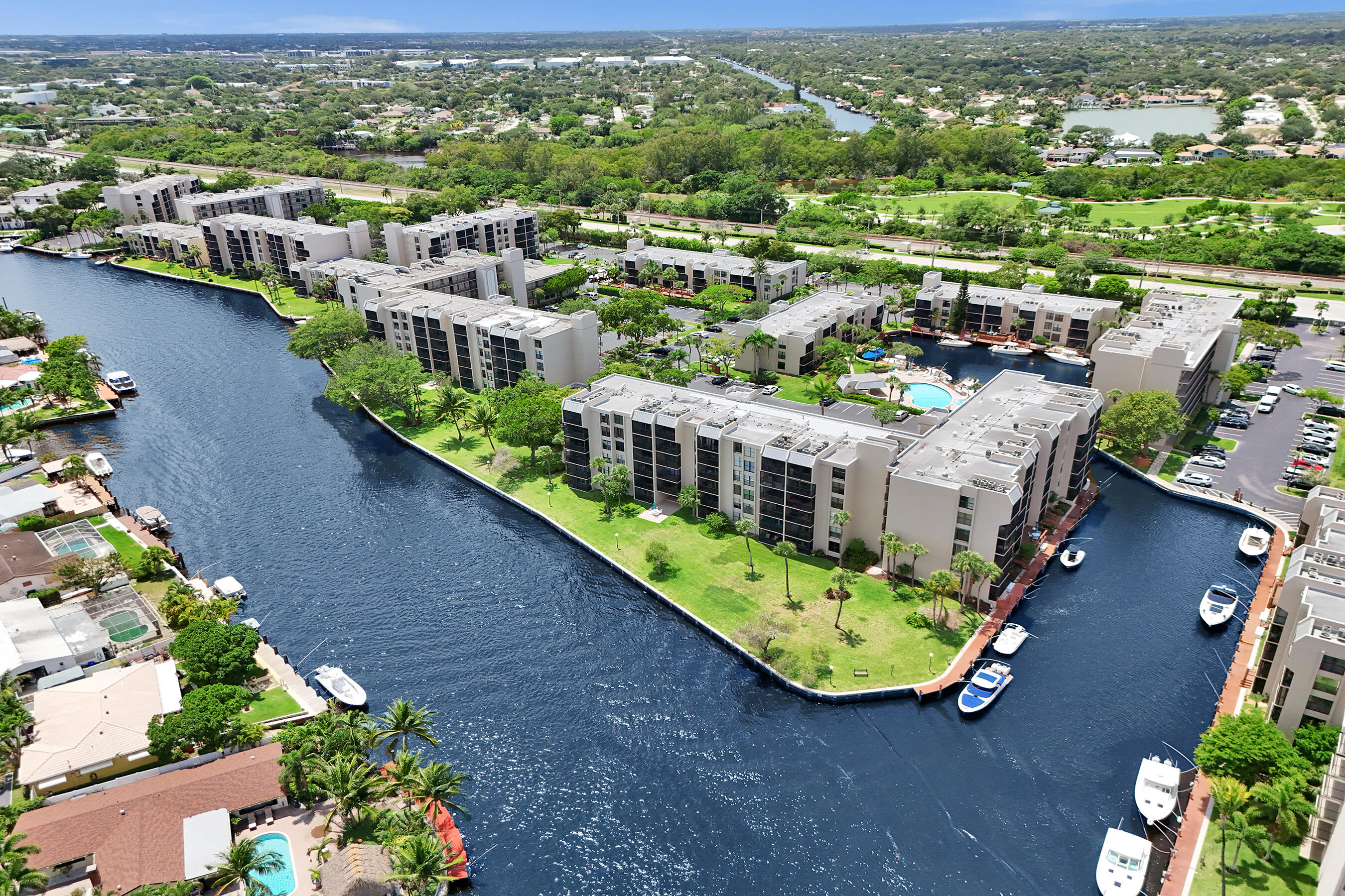 12 Royal Palm Way, Unit 6020 Boca Raton, FL 33432 - Photo 29 of 69 an aerial view of residential houses with outdoor space
