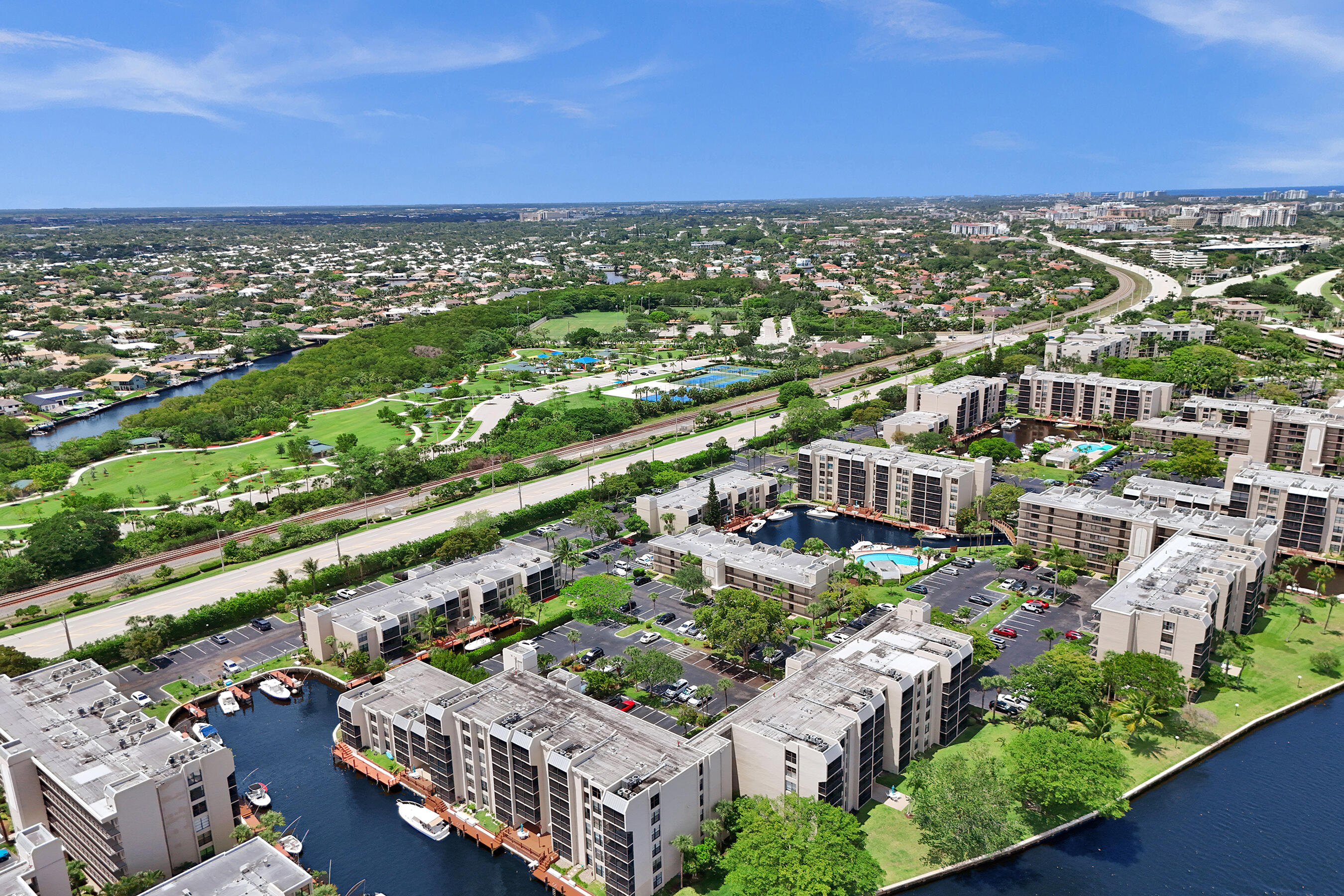 12 Royal Palm Way, Unit 6020 Boca Raton, FL 33432 - Photo 53 of 69 DJI_20250513141456_0013_D