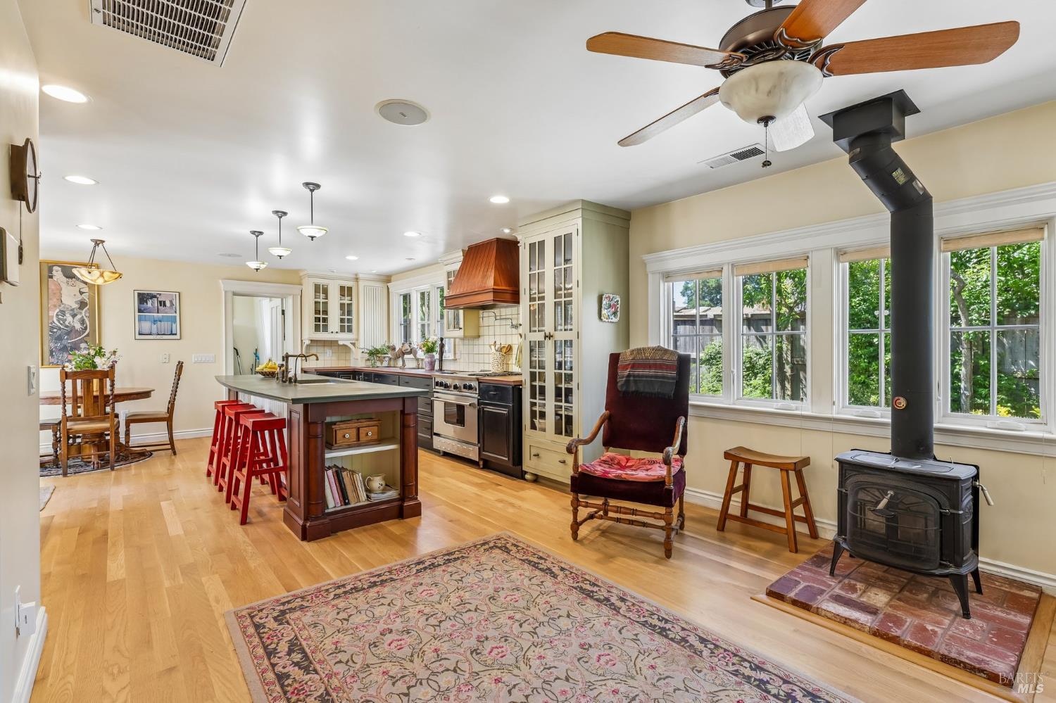 4190 Hessel Road Sebastopol, CA 95472 - Photo 19 of 66