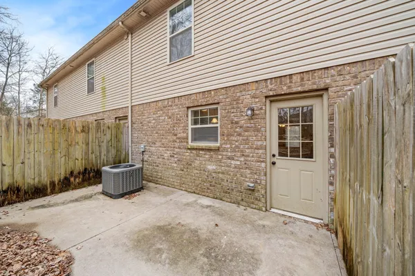 $1,195 | 1560 East Knollwood Circle, Unit D, Clarksville, TN 37043