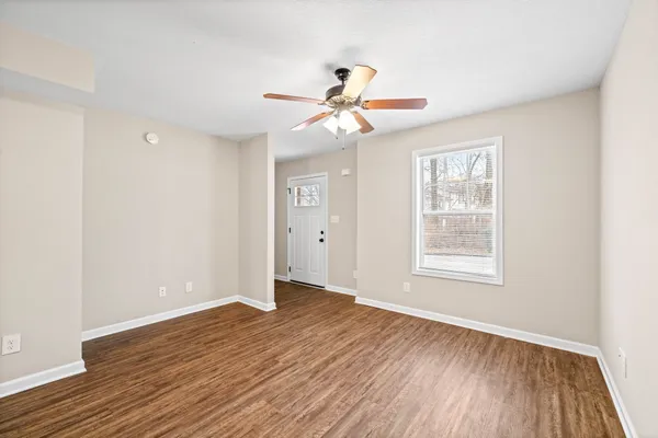 $1,195 | 1560 East Knollwood Circle, Unit D, Clarksville, TN 37043