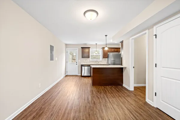 $1,195 | 1560 East Knollwood Circle, Unit D, Clarksville, TN 37043