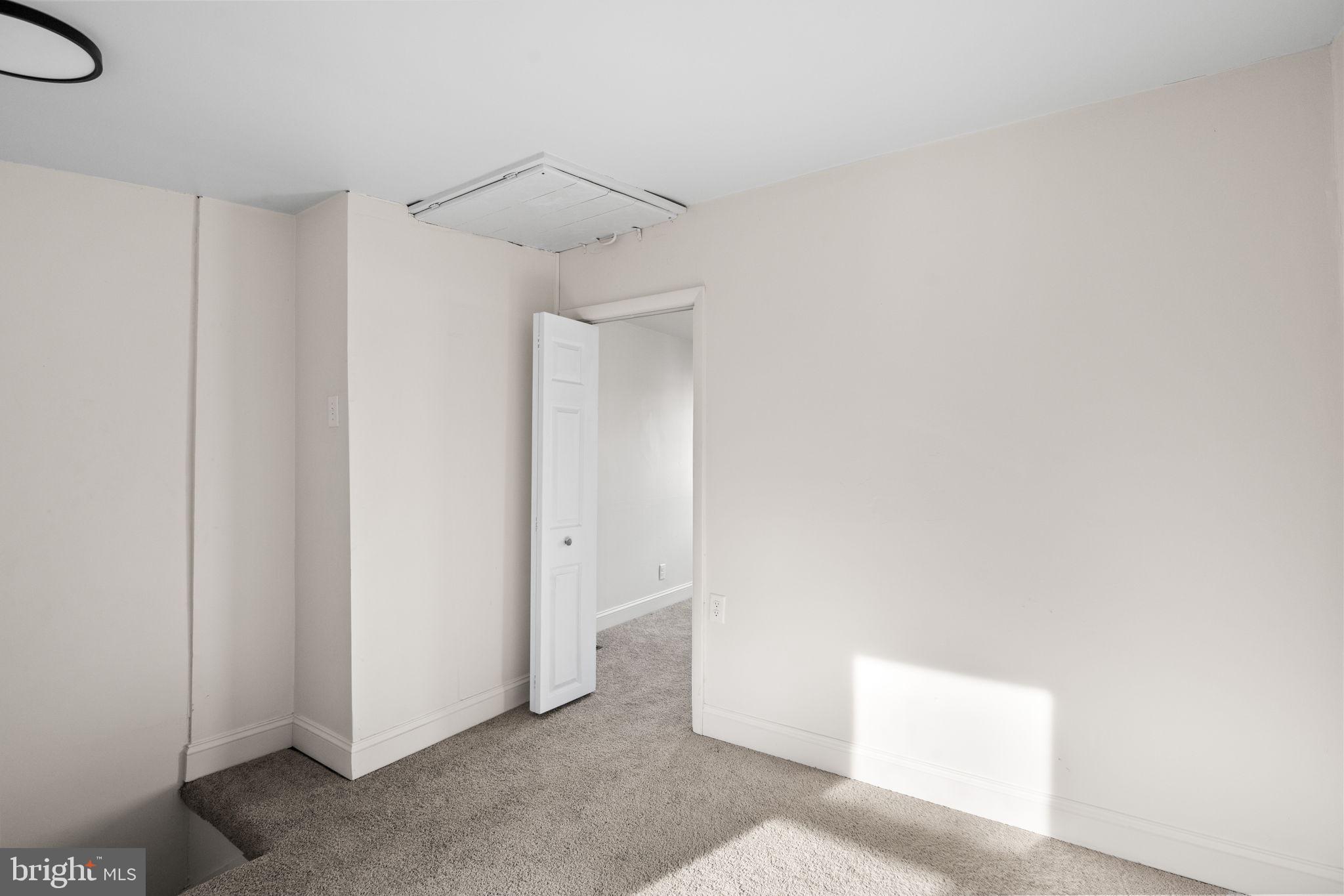 322 South Poppleton Street Baltimore, MD 21230 - Photo 22 of 34 Bright and airy room with open door.