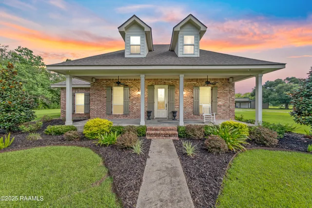 $595,000 | 2024 Ridge Road, Duson, LA 70529