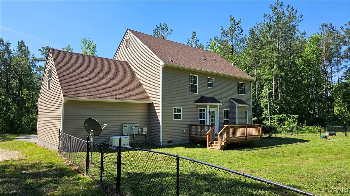 1290 Schutt Road Crewe, VA 23930 - Photo 6 of 50 a front view of a house with garden