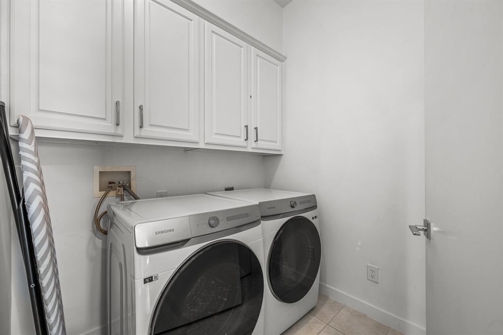 2214 Allen Street, Unit A Dallas, TX 75204 - Photo 36 of 36 a utility room with dryer and washer