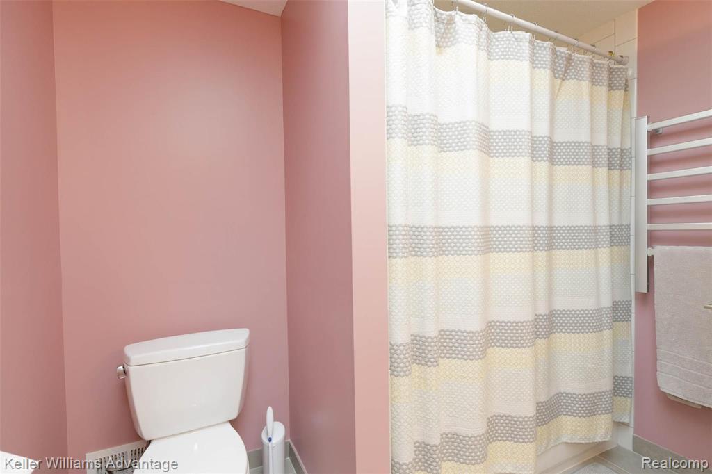 25325 Rutledge Crossing Farmington Hills, MI 48335 - Photo 26 of 56