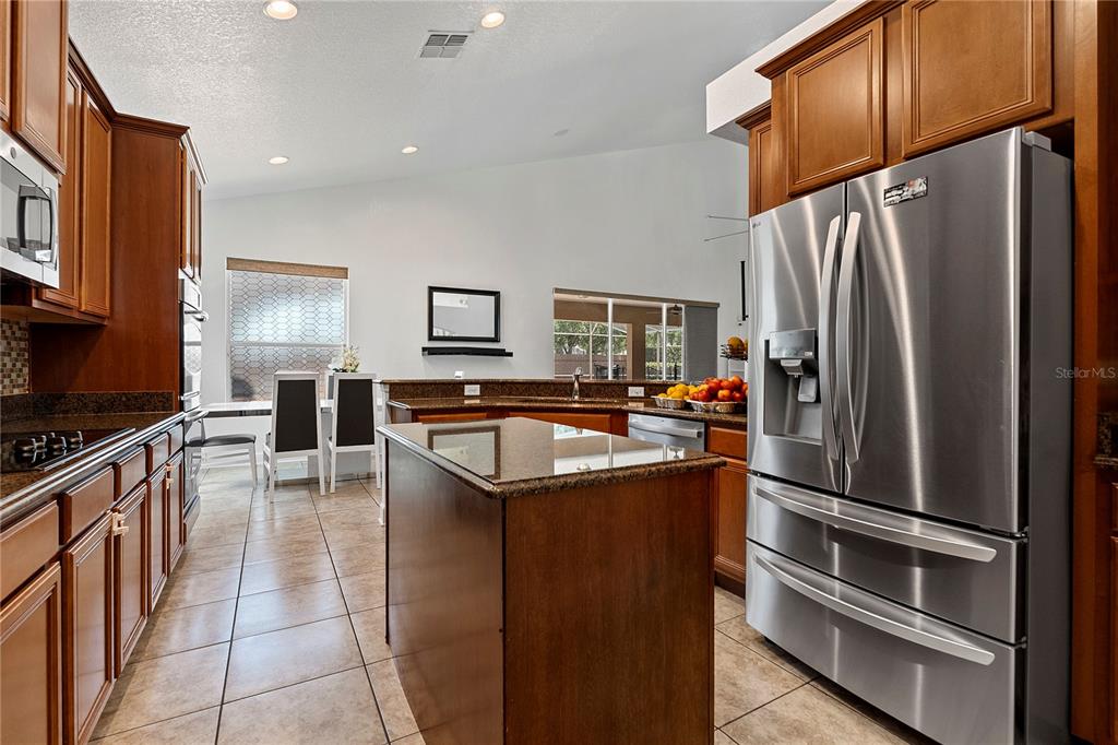 446 Anessa Rose Loop Ocoee, FL 34761 - Photo 13 of 40