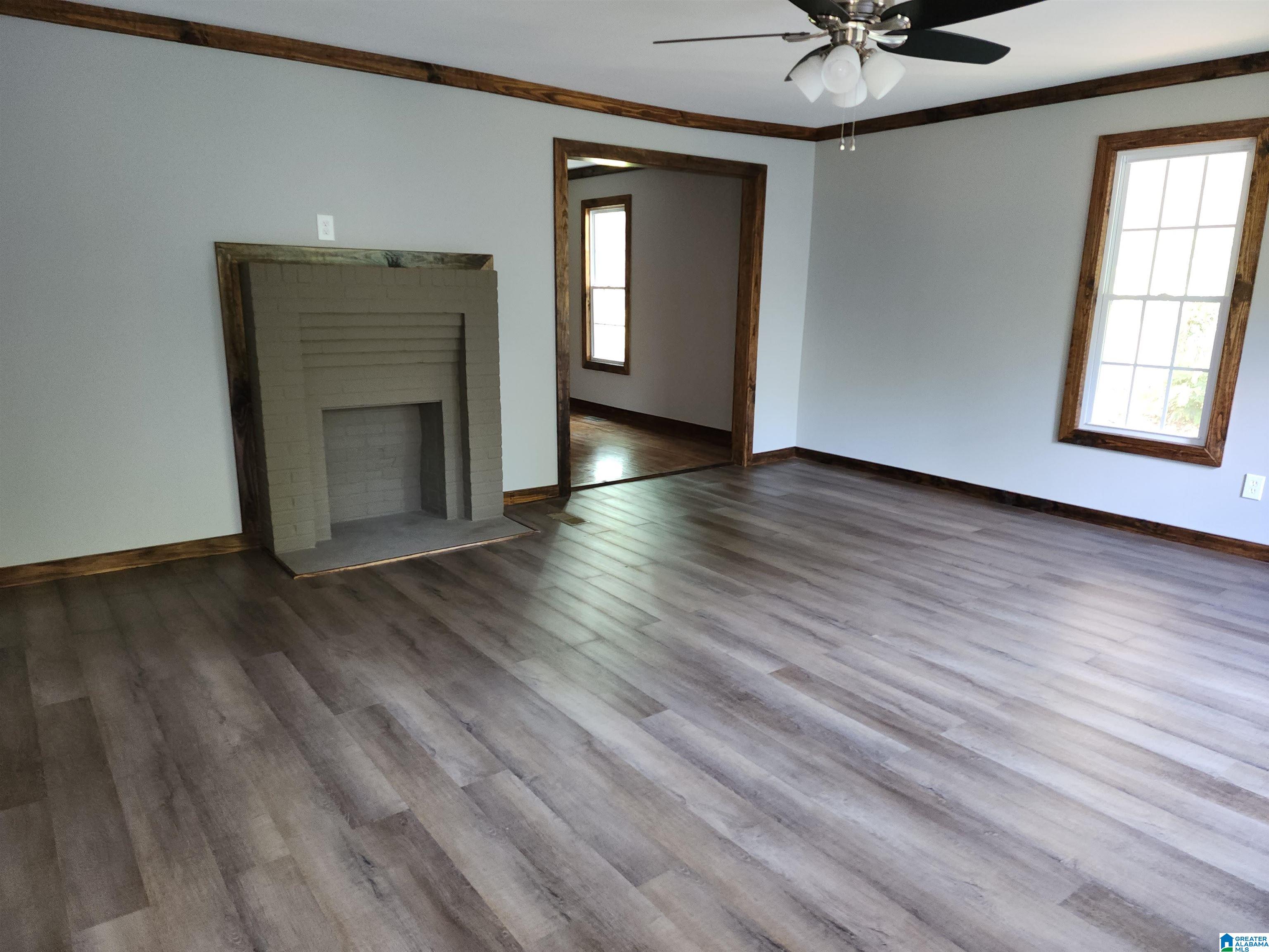 244 Chestnut Street Roanoke, AL 36274 - Photo 3 of 18