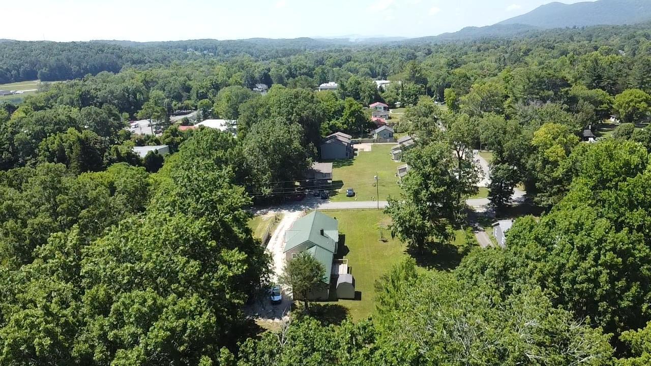 58 North Avenue Flintstone, GA 30725 - Photo 3 of 19 dji_fly_20240620_115029_0_1718898629201_