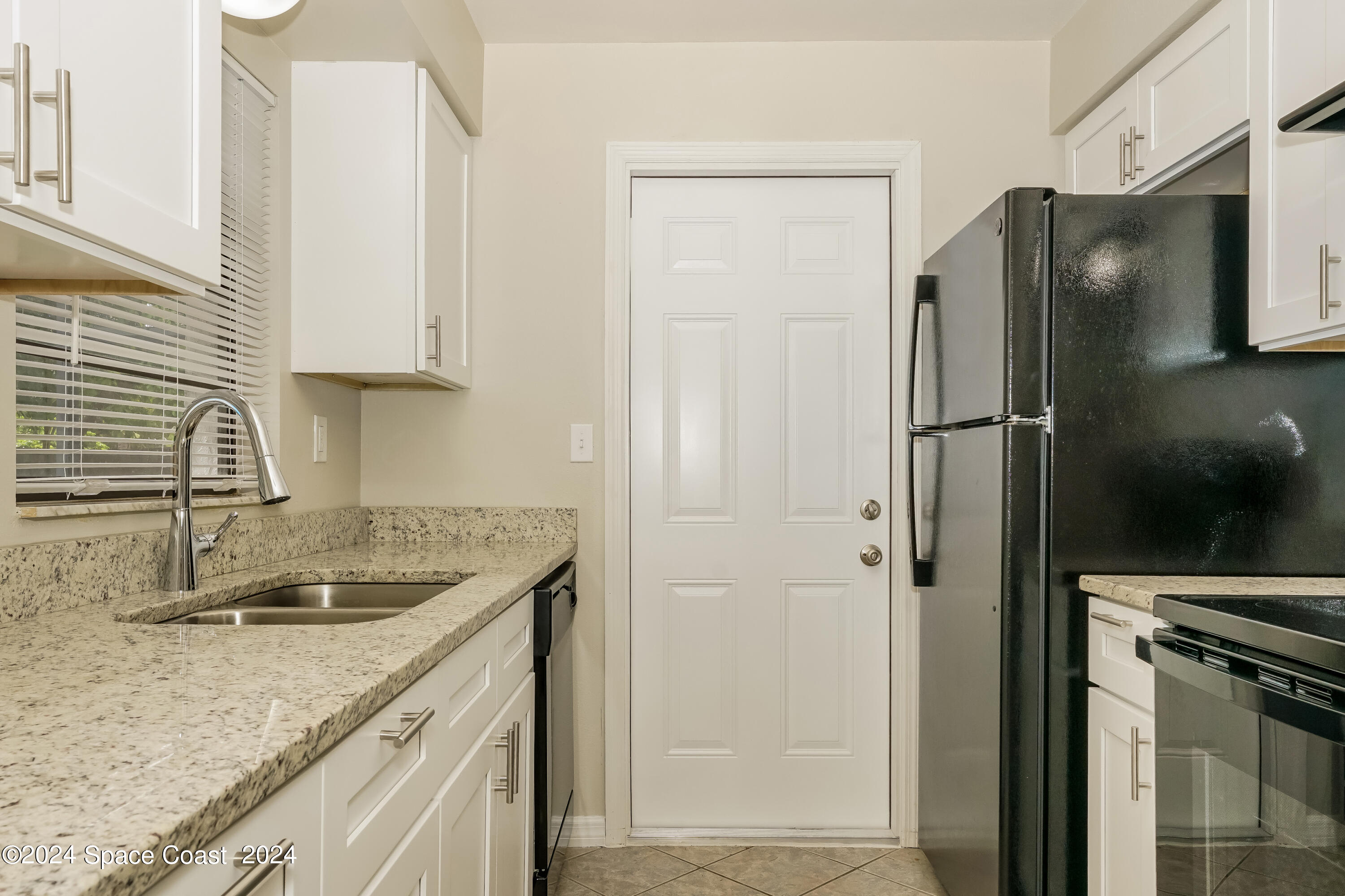 6830 Caliph Avenue Cocoa, FL 32927 - Photo 5 of 16 005-photo-kitchen-11383775