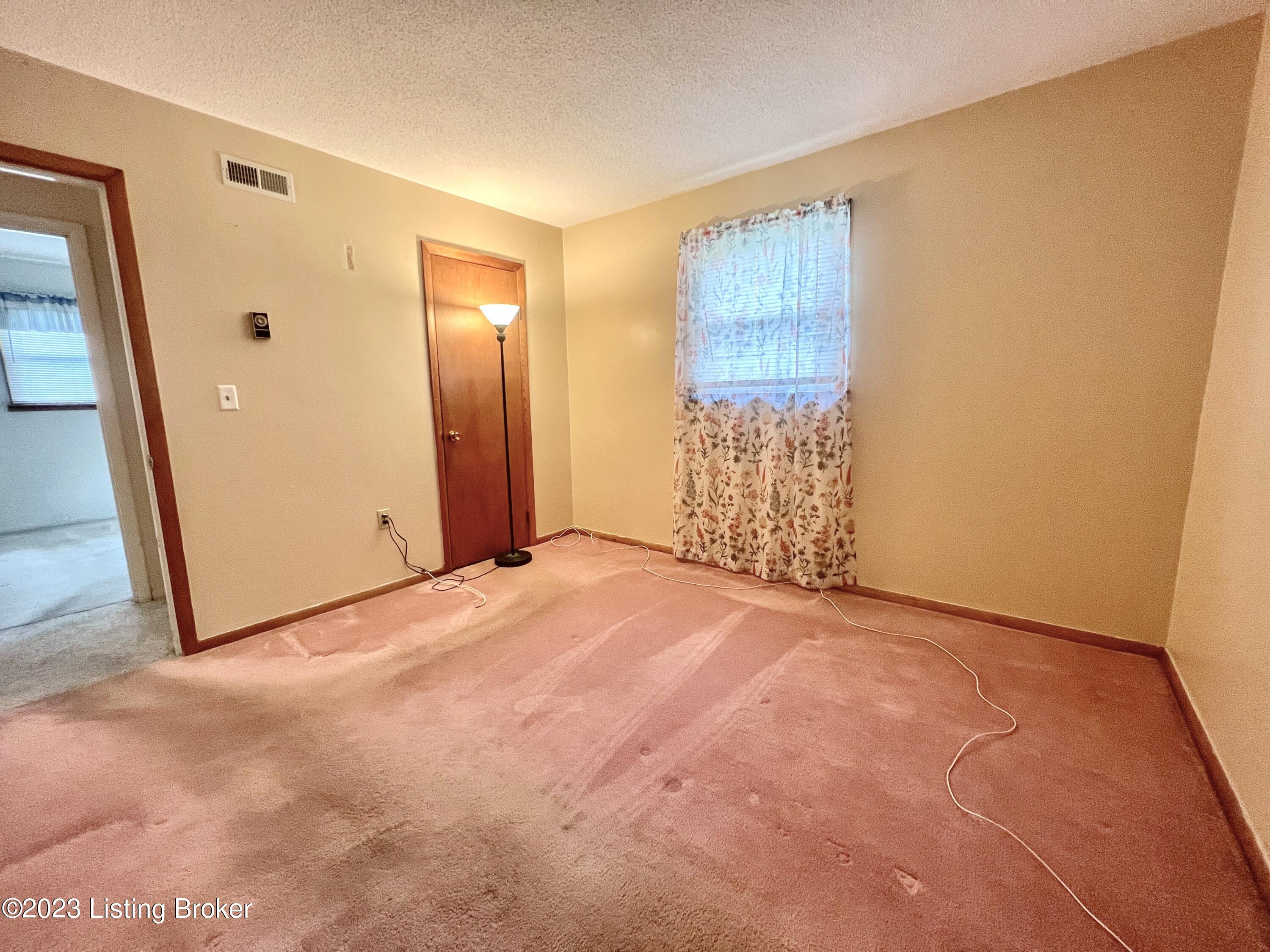 606 Fisher Road Shepherdsville, KY 40165 - Photo 24 of 37 20