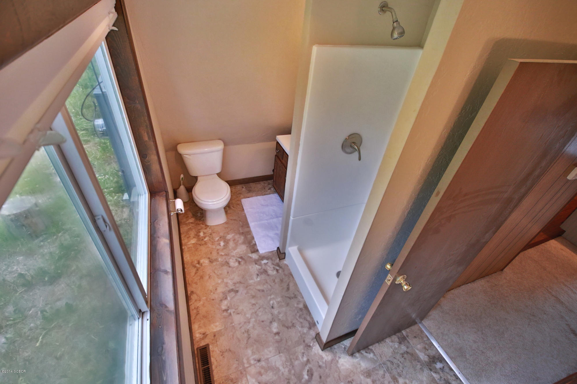 422 Co Rd8 37 / Balsh Fraser, CO 80442 - Photo 21 of 37 bathroom view 1
