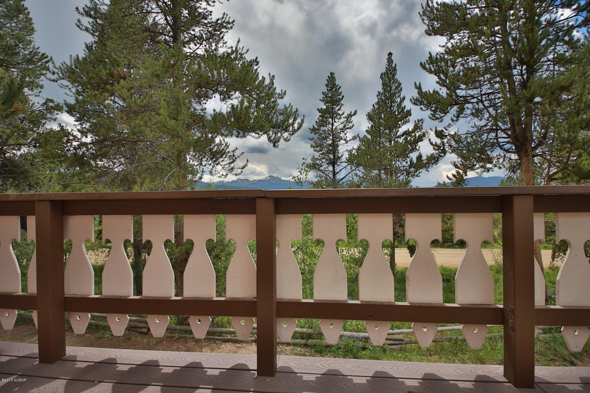 422 Co Rd8 37 / Balsh Fraser, CO 80442 - Photo 32 of 37 deck view 2