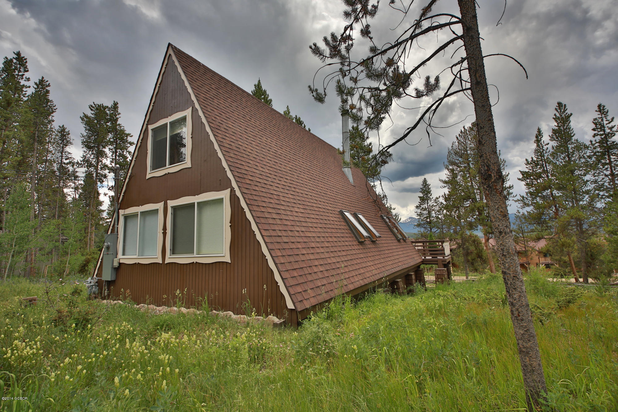 422 Co Rd8 37 / Balsh Fraser, CO 80442 - Photo 36 of 37 side exterior
