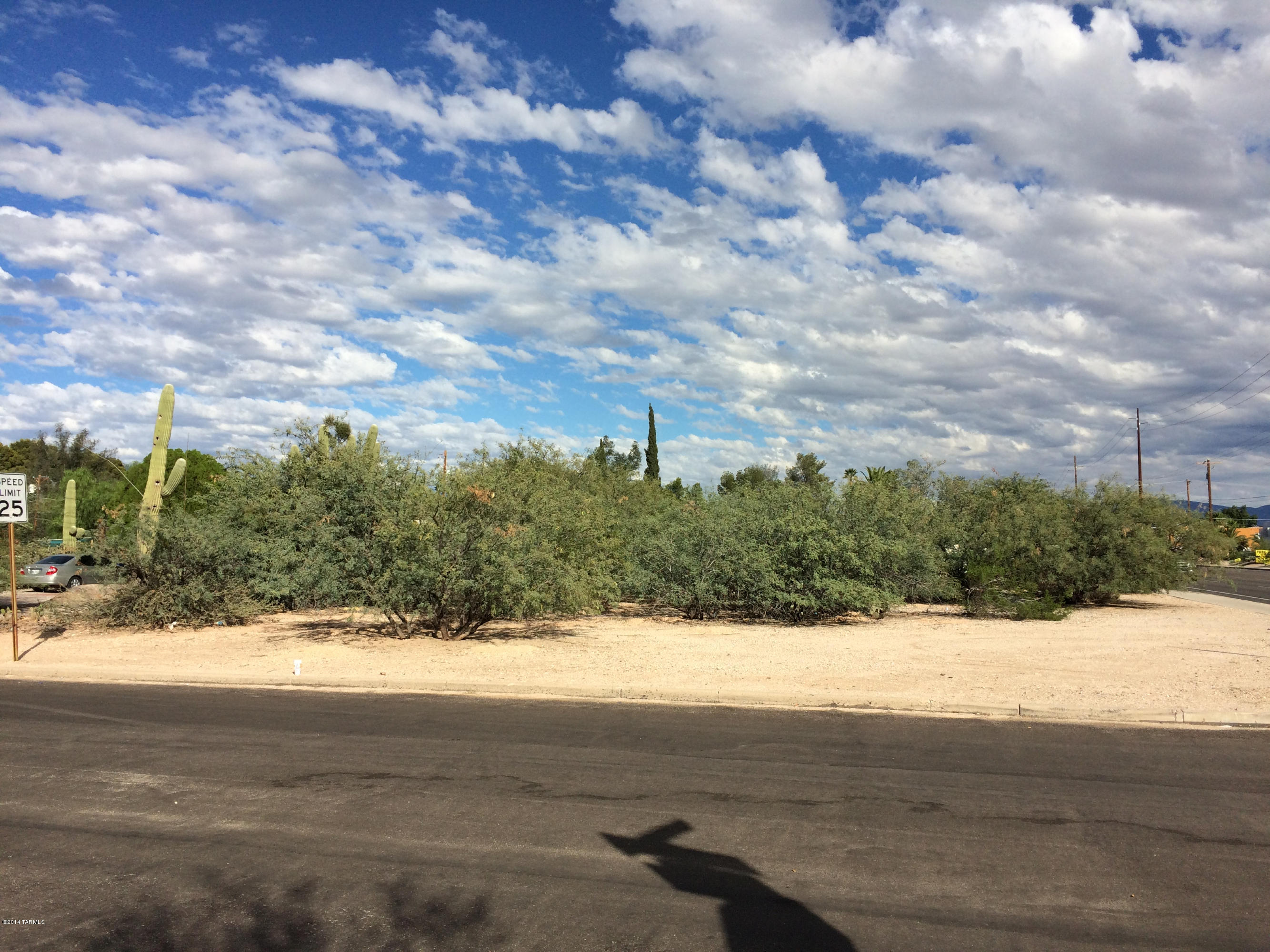2201 East Fort Lowell Road Tucson, AZ 85719 - Photo 9 of 9 Gallery Image 9