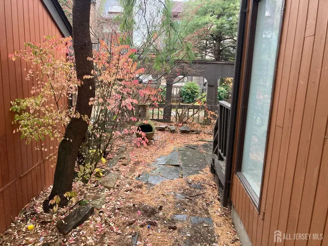 $520,000 | 102 Riverbend Drive, North Brunswick, NJ 08902