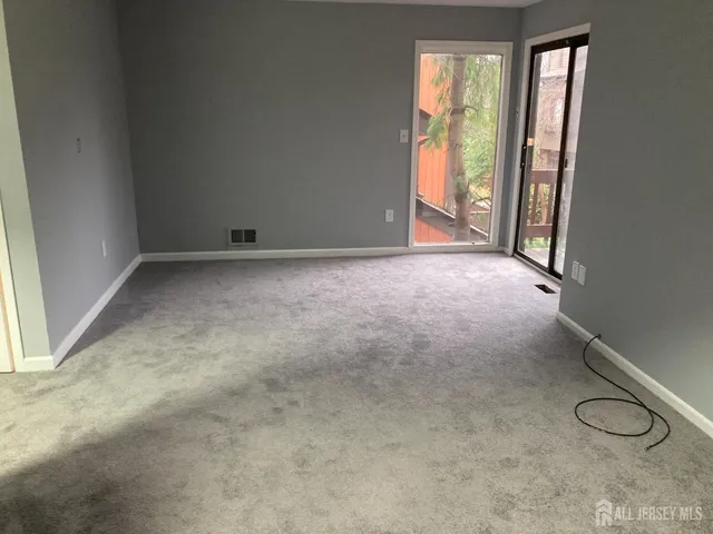 $520,000 | 102 Riverbend Drive, North Brunswick, NJ 08902