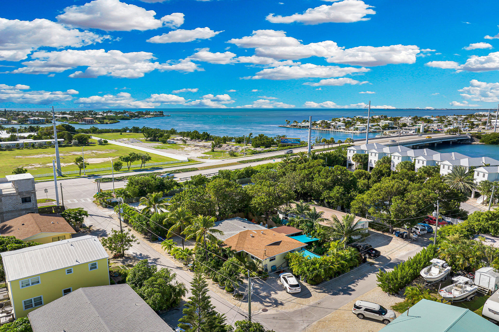 211 120 St Gulf, Unit B Marathon, FL 33050 - Photo 30 of 33 a view of a city