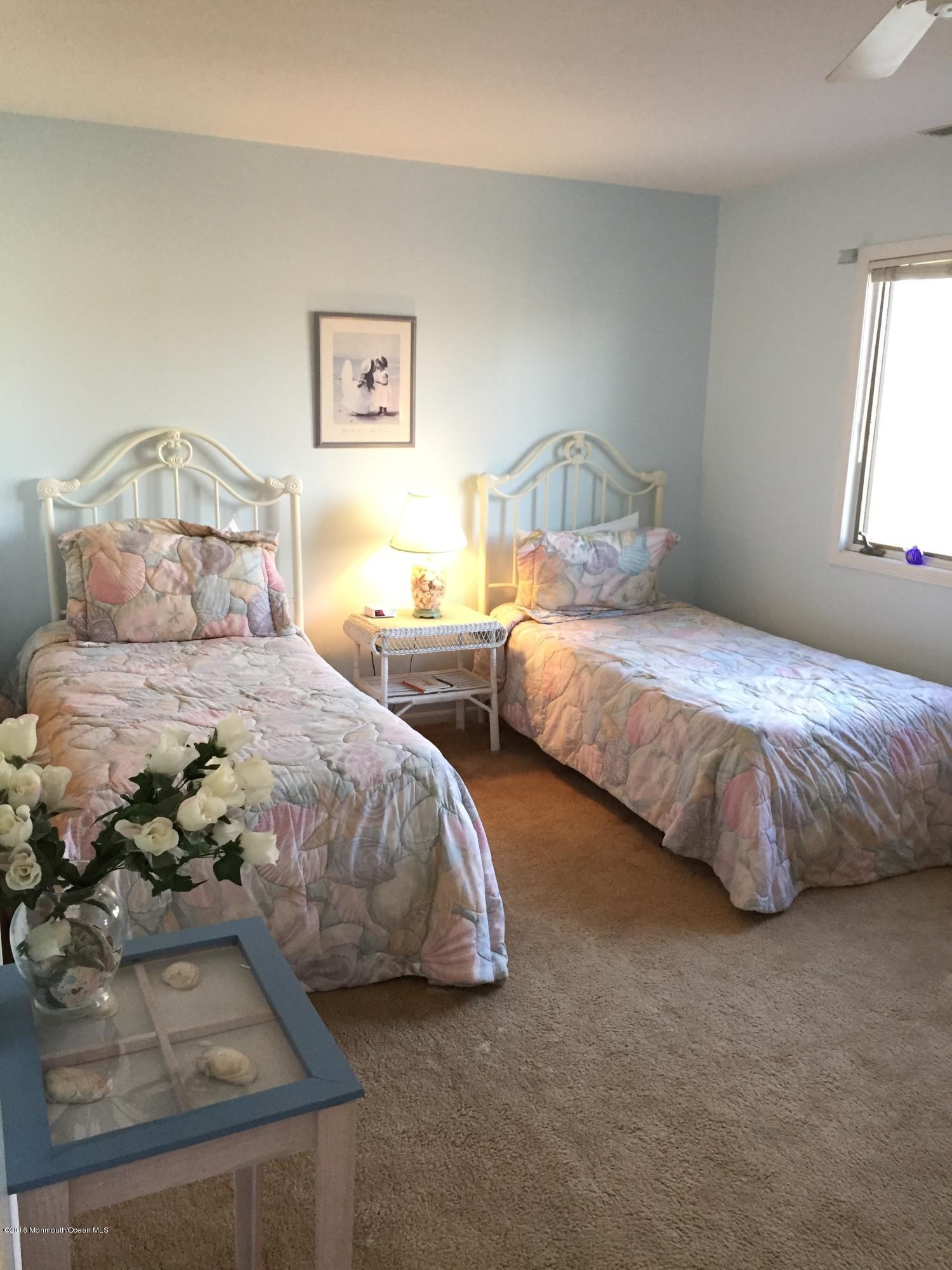 1525 Hulse Road, Unit 9 Point Pleasant, NJ 08742 - Photo 6 of 10 IMG_5696