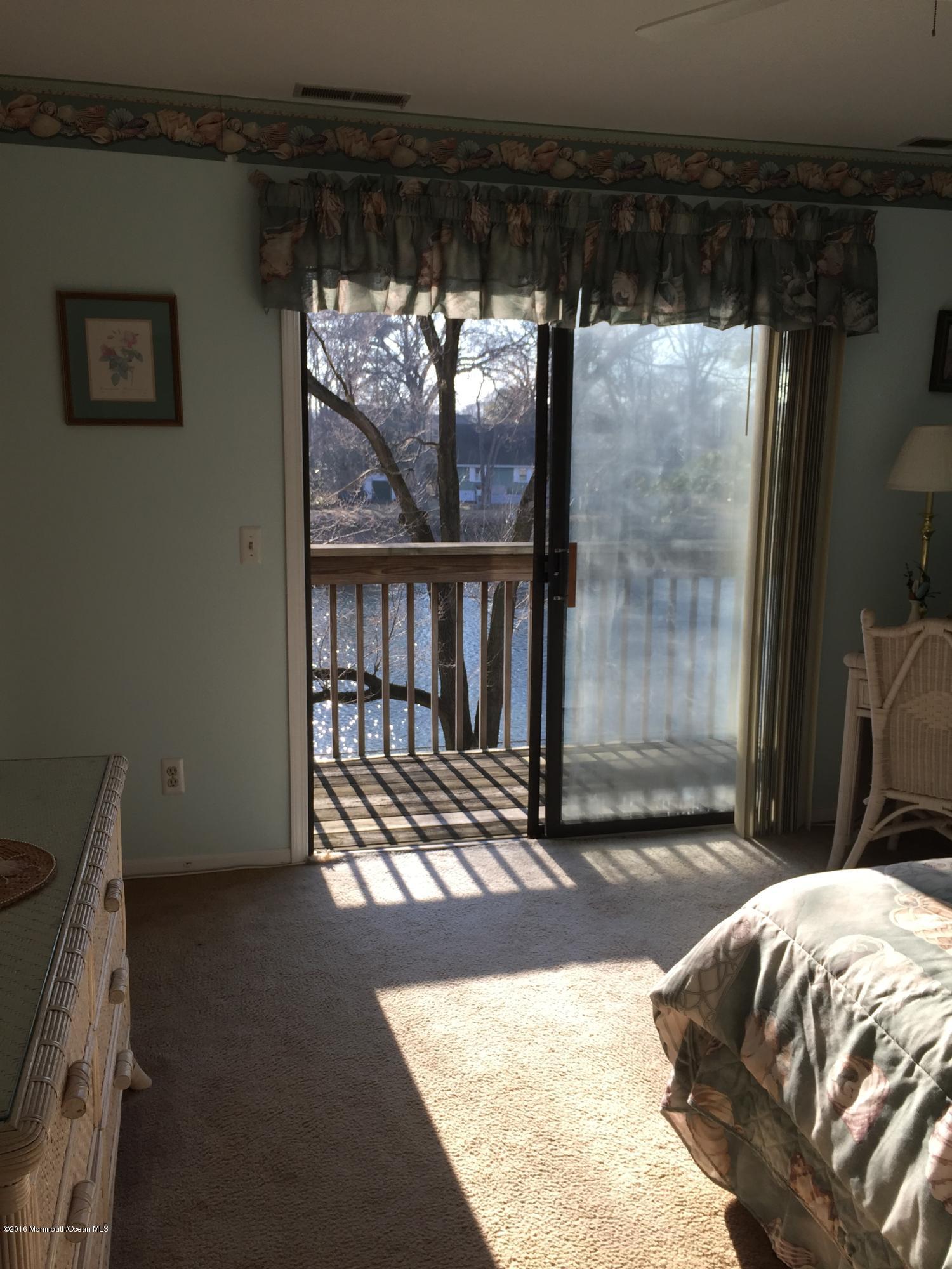 1525 Hulse Road, Unit 9 Point Pleasant, NJ 08742 - Photo 7 of 10 IMG_5689