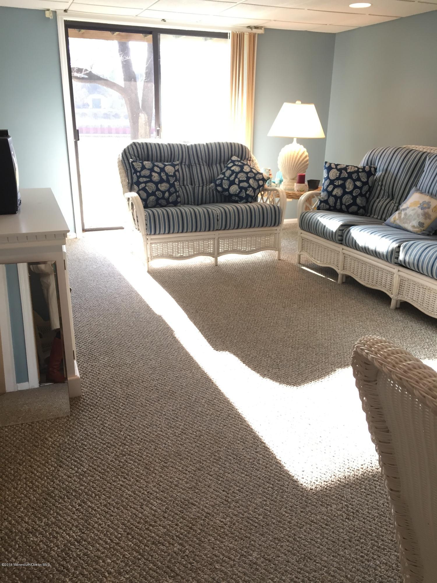 1525 Hulse Road, Unit 9 Point Pleasant, NJ 08742 - Photo 8 of 10 IMG_5705