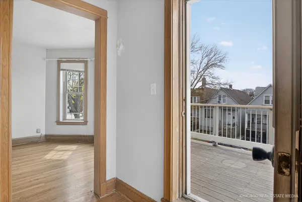 $399,000 | 1011 North Menard Avenue, Chicago, IL 60651