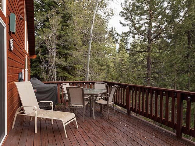 11951 Kitzbuhel Road Truckee, CA 96161 - Photo 13 of 14 Gallery Image 13