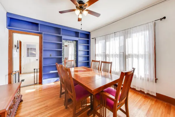 $2,150 | 23 North Adams Street, North Aurora, IL 60542