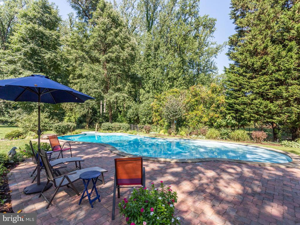 1550 Shipsview Road Annapolis, MD 21409 - Photo 48 of 62 Patio Perfect for a Lazy Day